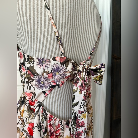 BNWT Floral Knotted Cutout Maxi Dress - Picture 4 of 10
